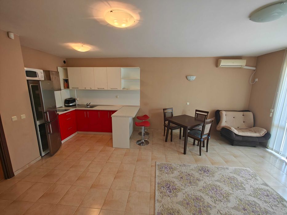Продава се Двустаен апартамент в Созопол - 69 кв.м за 1225 €/кв.м - Снимка #3