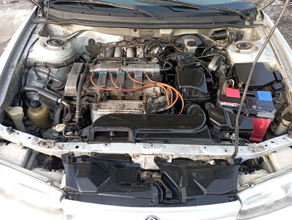 Mazda Cronos 626