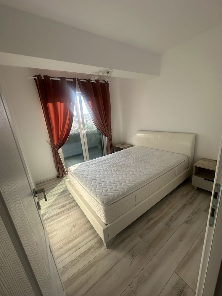 Închiriez apartament 2 camere