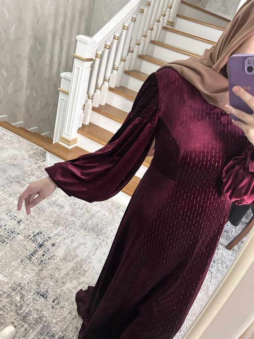 Платье из бархата