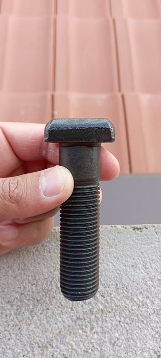 Болтове за скания 6лв за бр.