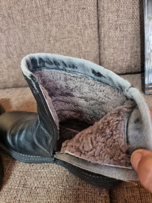 Cizme din piele nr 42 fara defecte