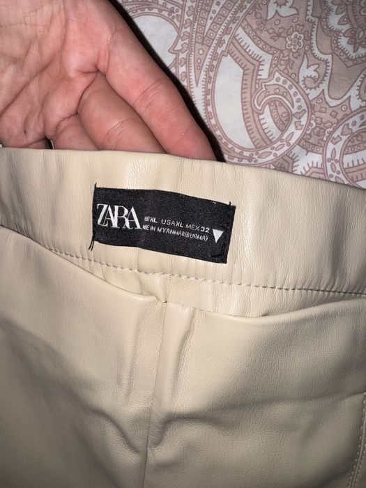 Кожен клин Zara
