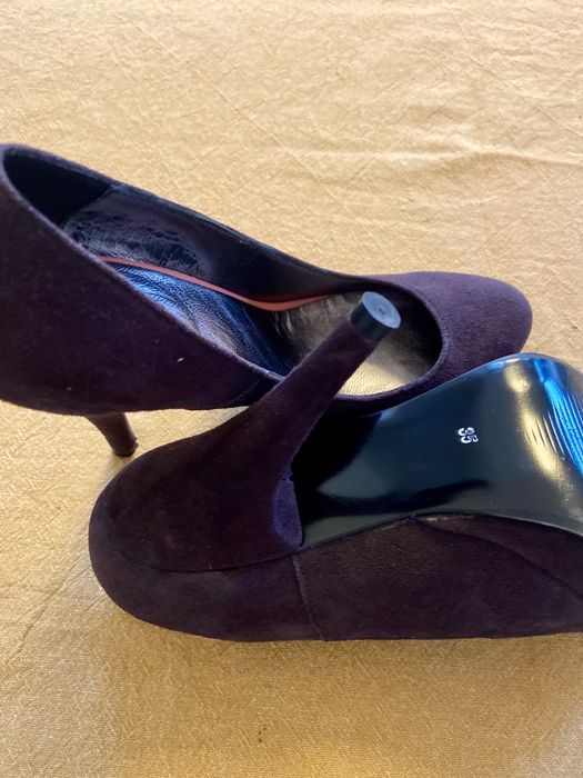 Pantofi de piele intoarsa cu toc  stiletto si platforma