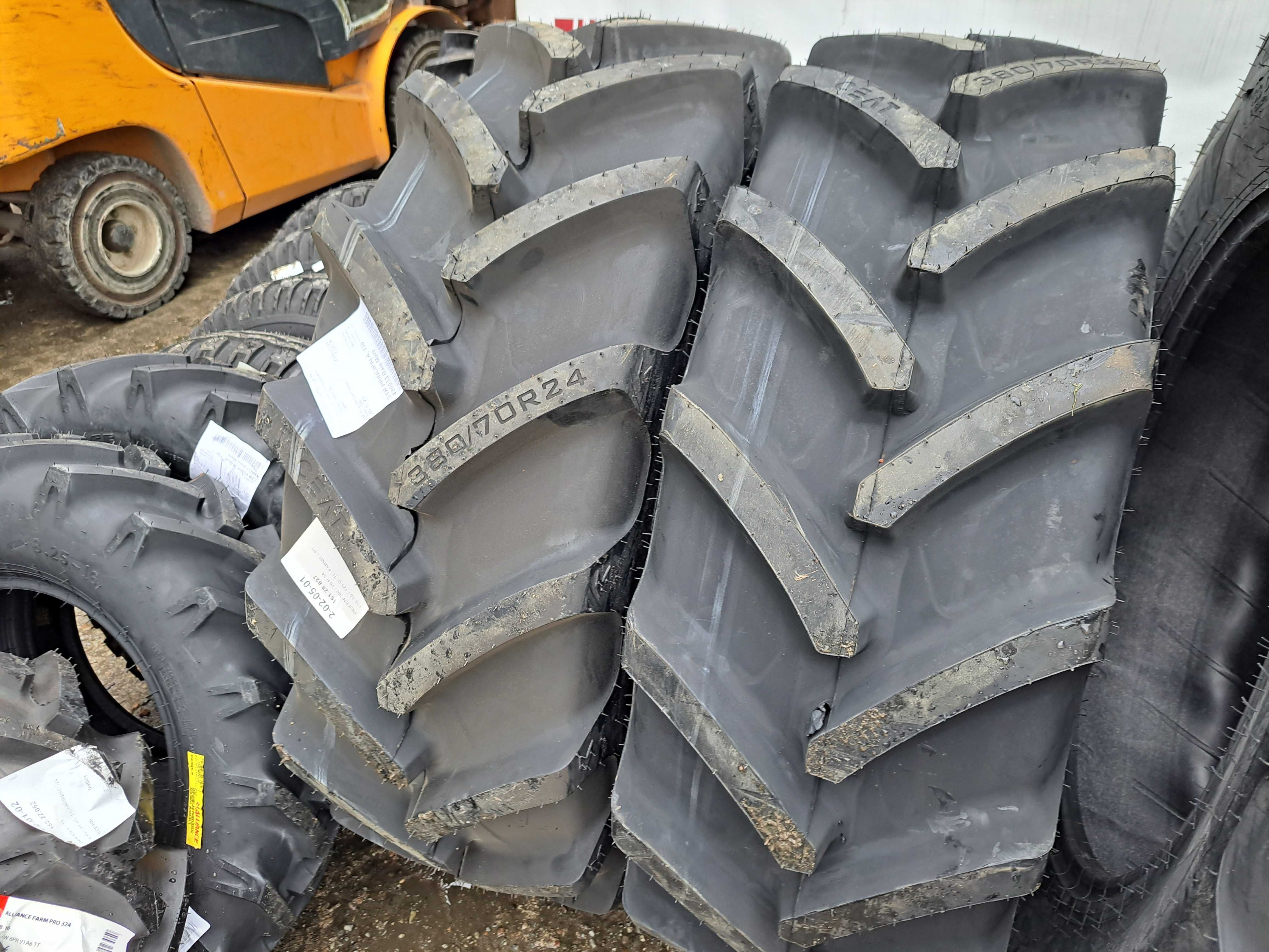 Cauciucuri noi 380/70R24 CEAT anvelope radiale TRACTOR fata