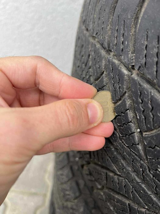 Set 4 Anvelope iarna Goodyear Ultragrip 245 45 r18 BMW