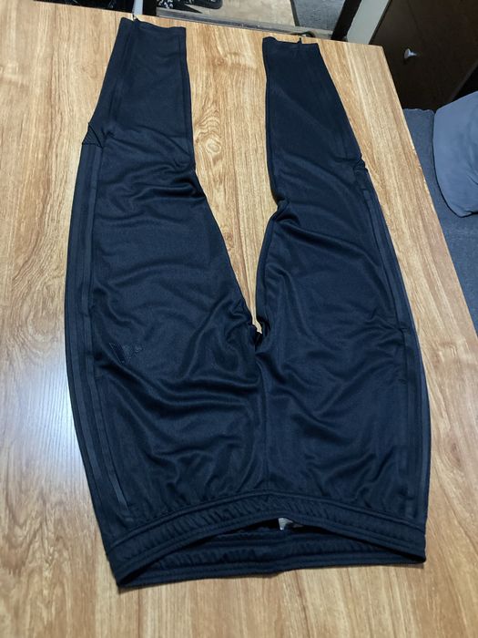 Оригинално мъжко долнище Adidas