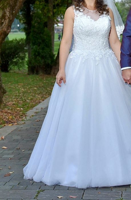 Vand rochie de mireasa