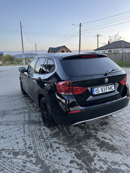 Bmw x1 18d xdrive 143cp manual 2011