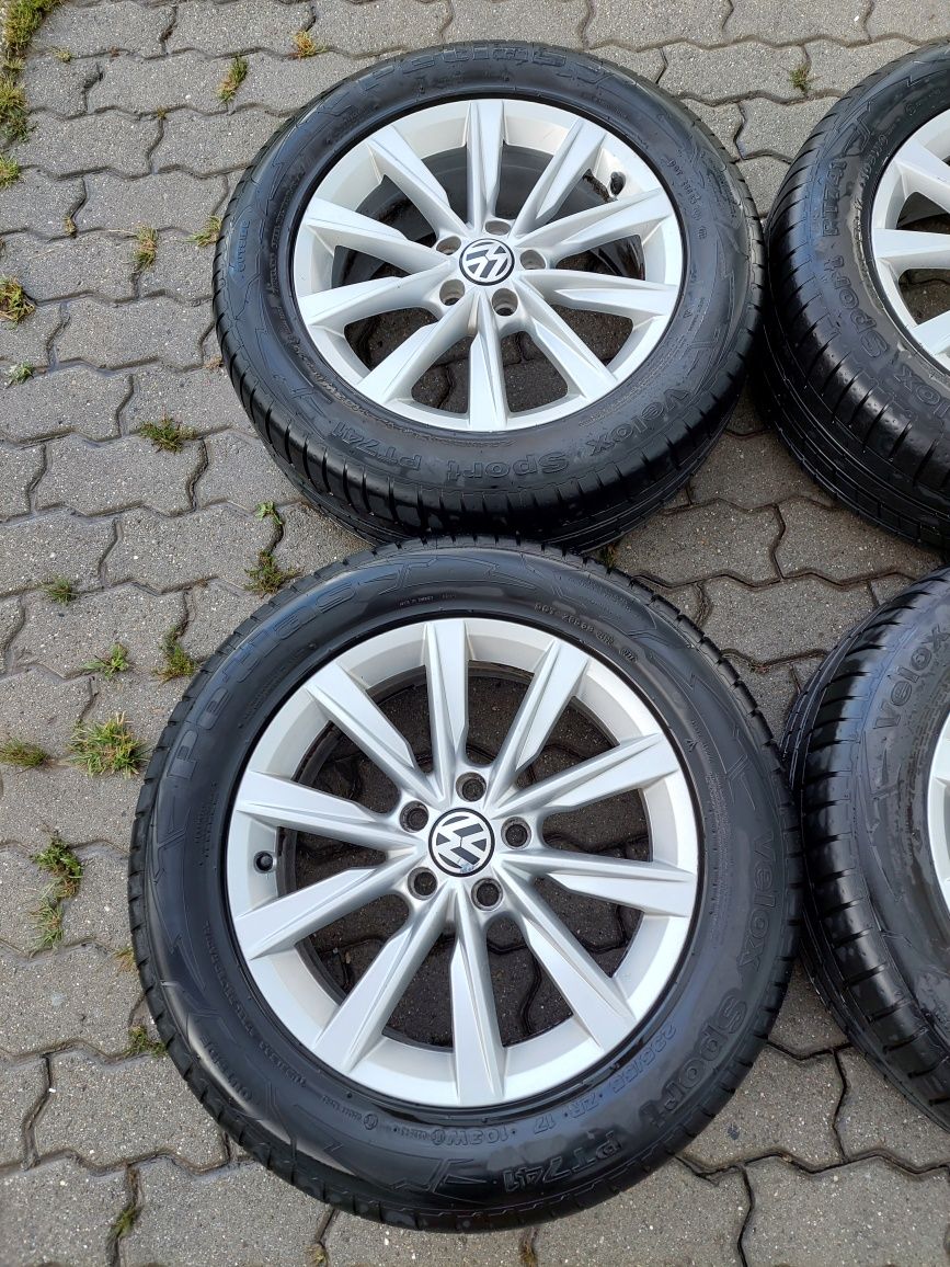 Jante cu anvelope 235 55 17/ vw 5x112/ Passat Golf Tiguan