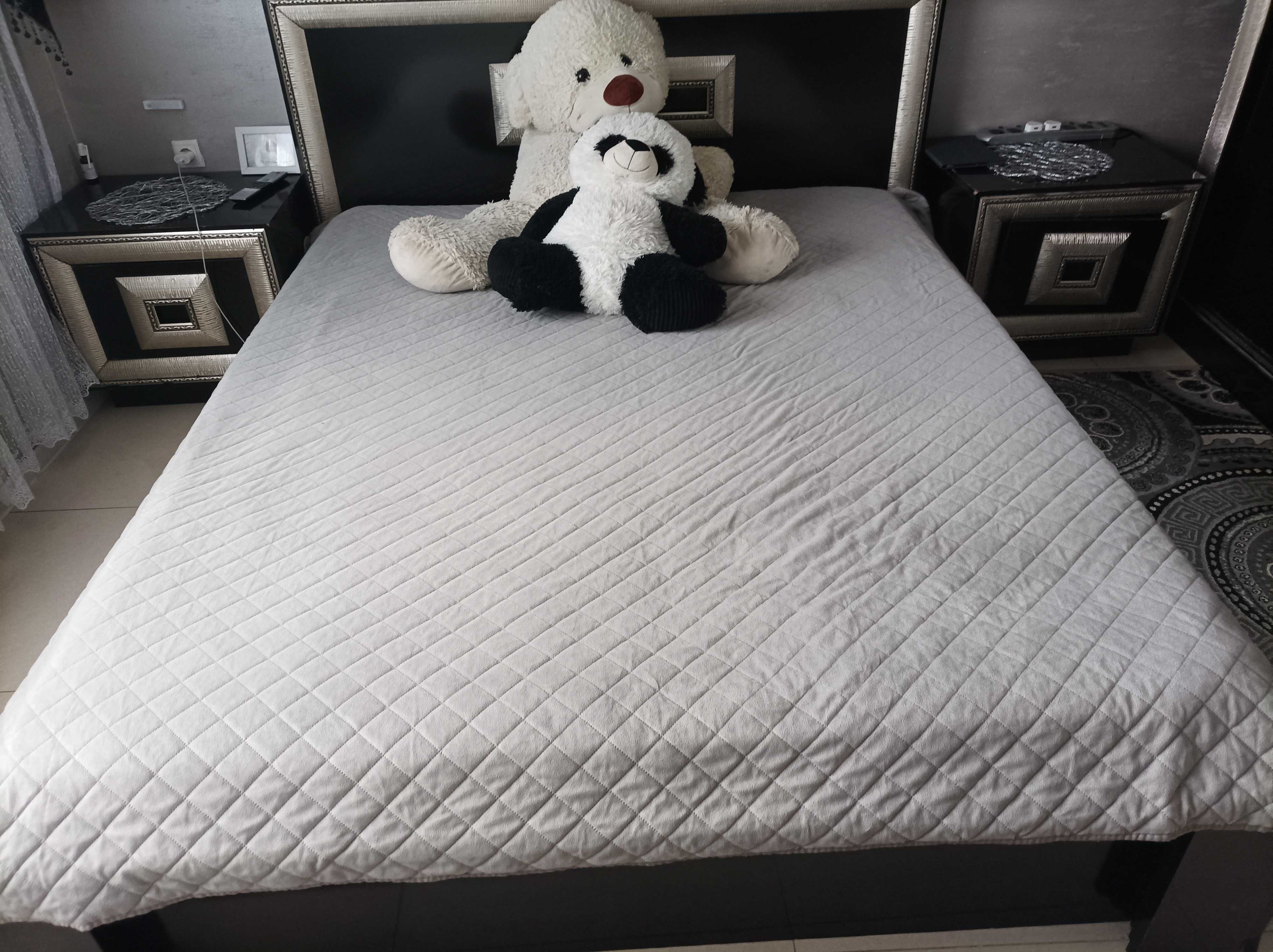 Продавам черна спалня 180/200