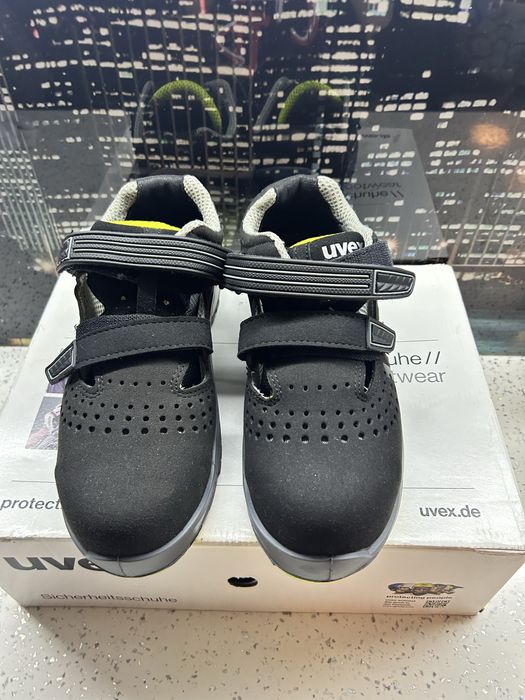 Работни Обувки UVEX 42