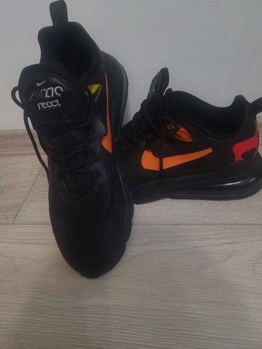 Nike Air Max 270 React