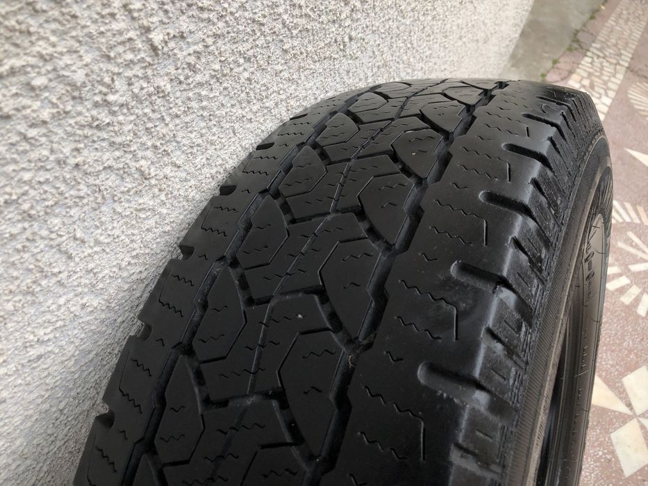 Anvelope/Cauciucuri 215 70 15C  Iarna , Sprinter1,Traffic,Master!