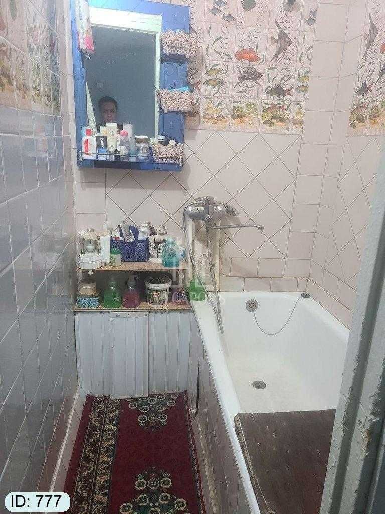 Arzon narxda Meloiya konehka tarafda 2 xonali   kvartira sotiladi №777