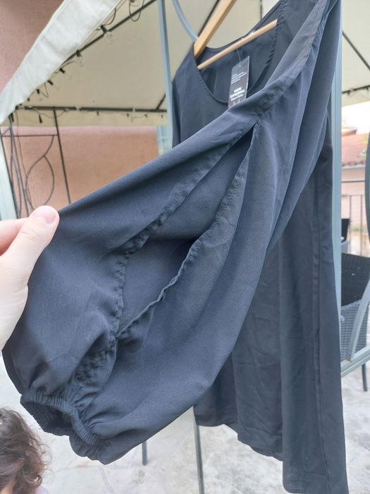 Продавам нова рокля размер 42