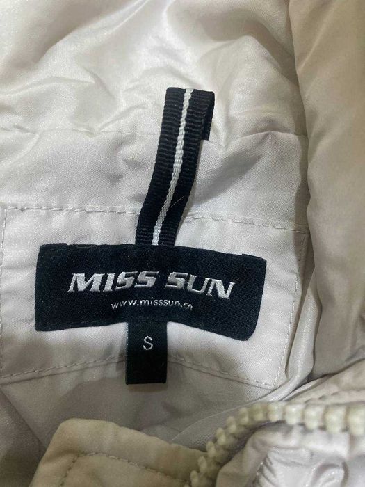 Балоновая куртка с песцом