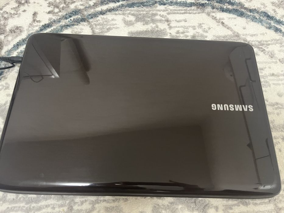 Ноутбук Samsung R538