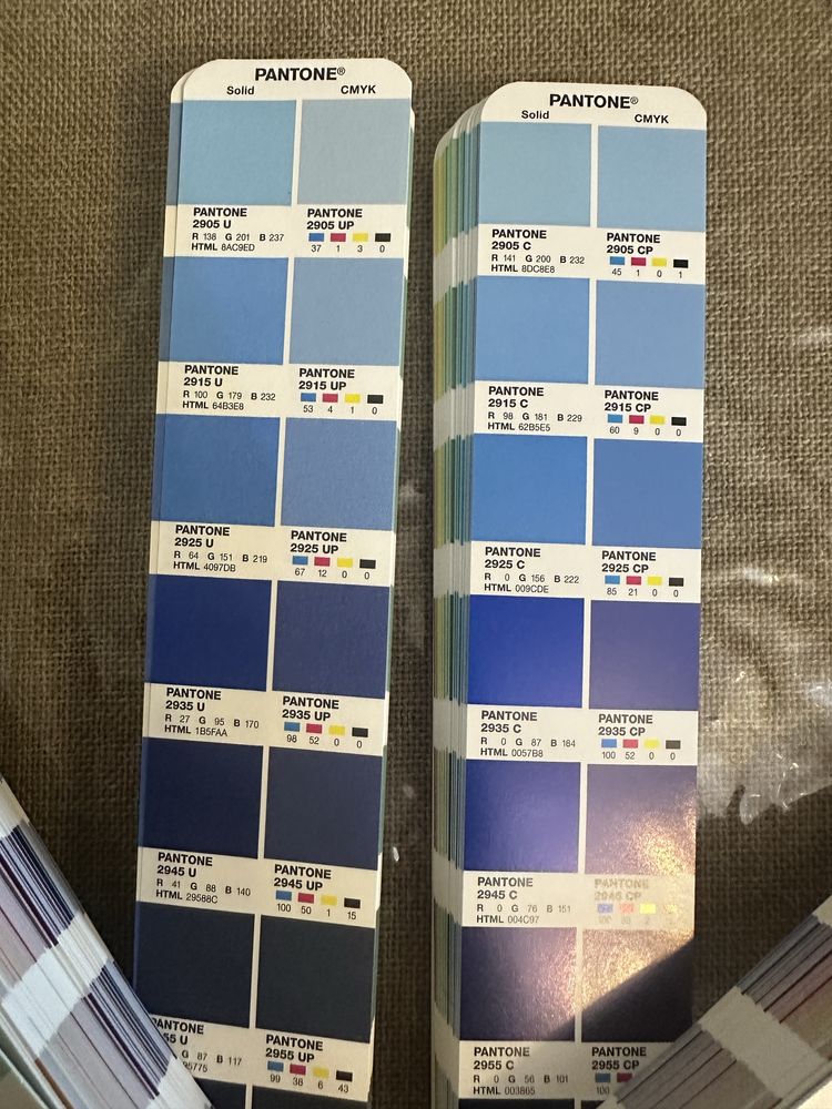Каталоги PANTONE
