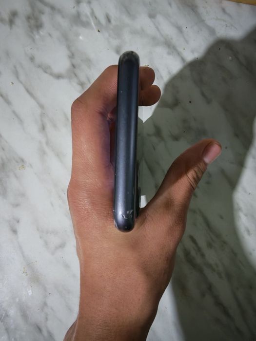 iPhone 11 black LL|A