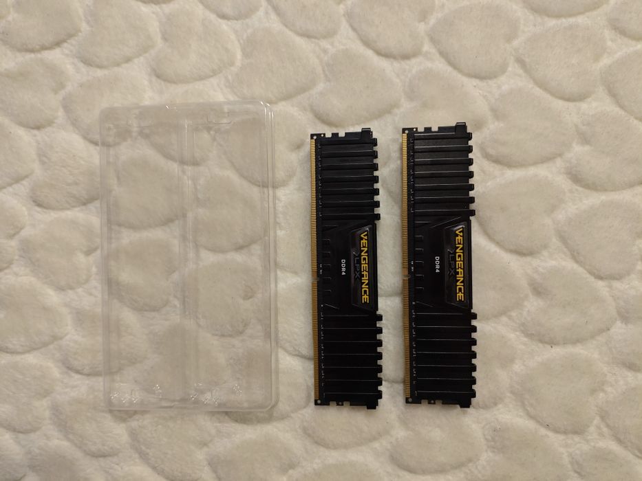 Memorii RAM Corsair Vengeance LPX 16 GB DDR4 3600 CL18