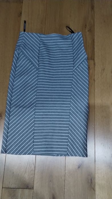 Set fusta+camasa marimea 38