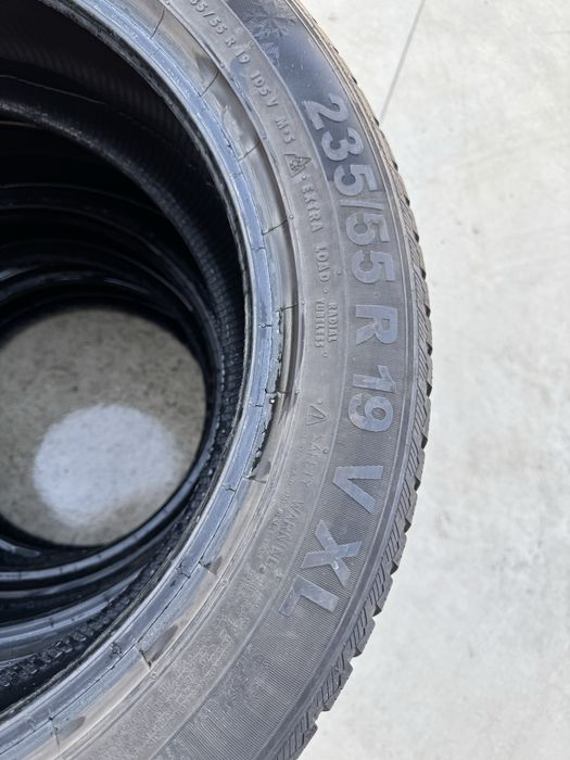 Set complet cauciucuri SUV 235/55 R19 XL