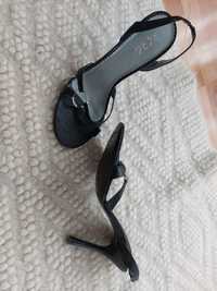 Sandale BCBG Paris ,negre elegante folosite