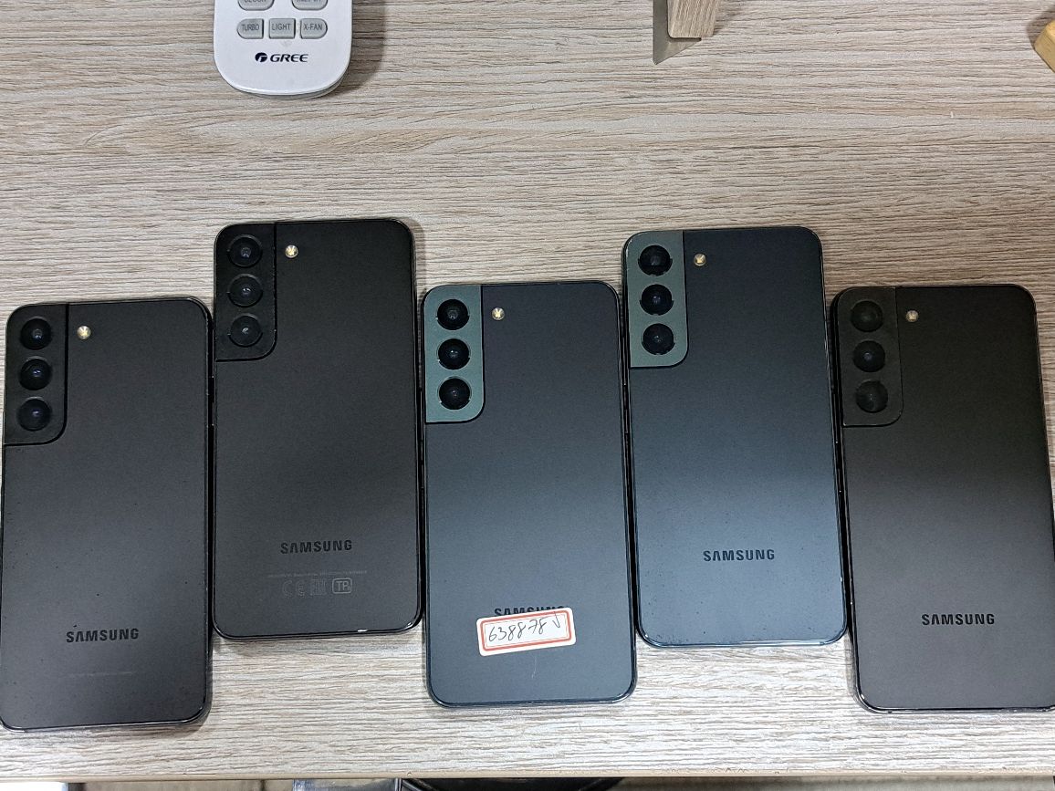 Samsung S22 xotirasi 8/256GB