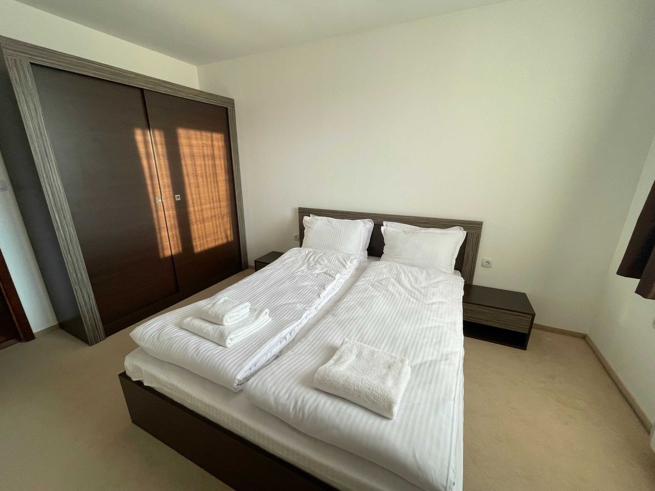 Продава се Двустаен апартамент в к.к. Пампорово - 60 кв.м за 1020 €/кв.м - Снимка #3