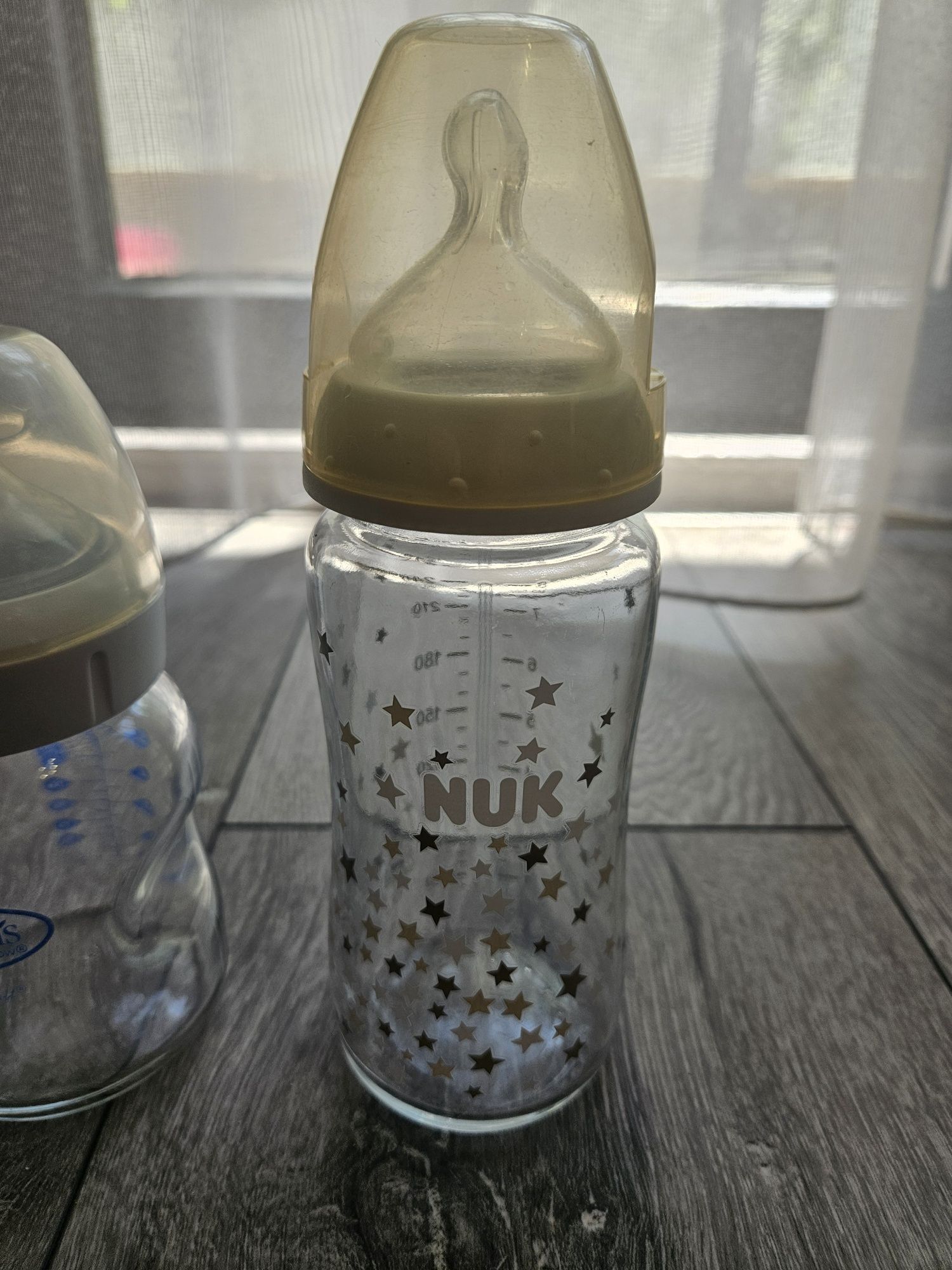 Стъклени шишета Nuk и Dr Brown’s – 240 и 150 мл + подарък