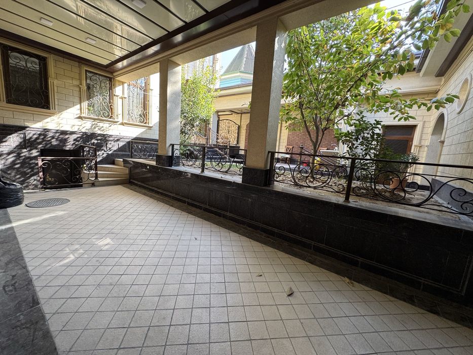 Ракатбоши Продается Евро Дом 3,5 сотки ресторан Мона, Гостиница Россия