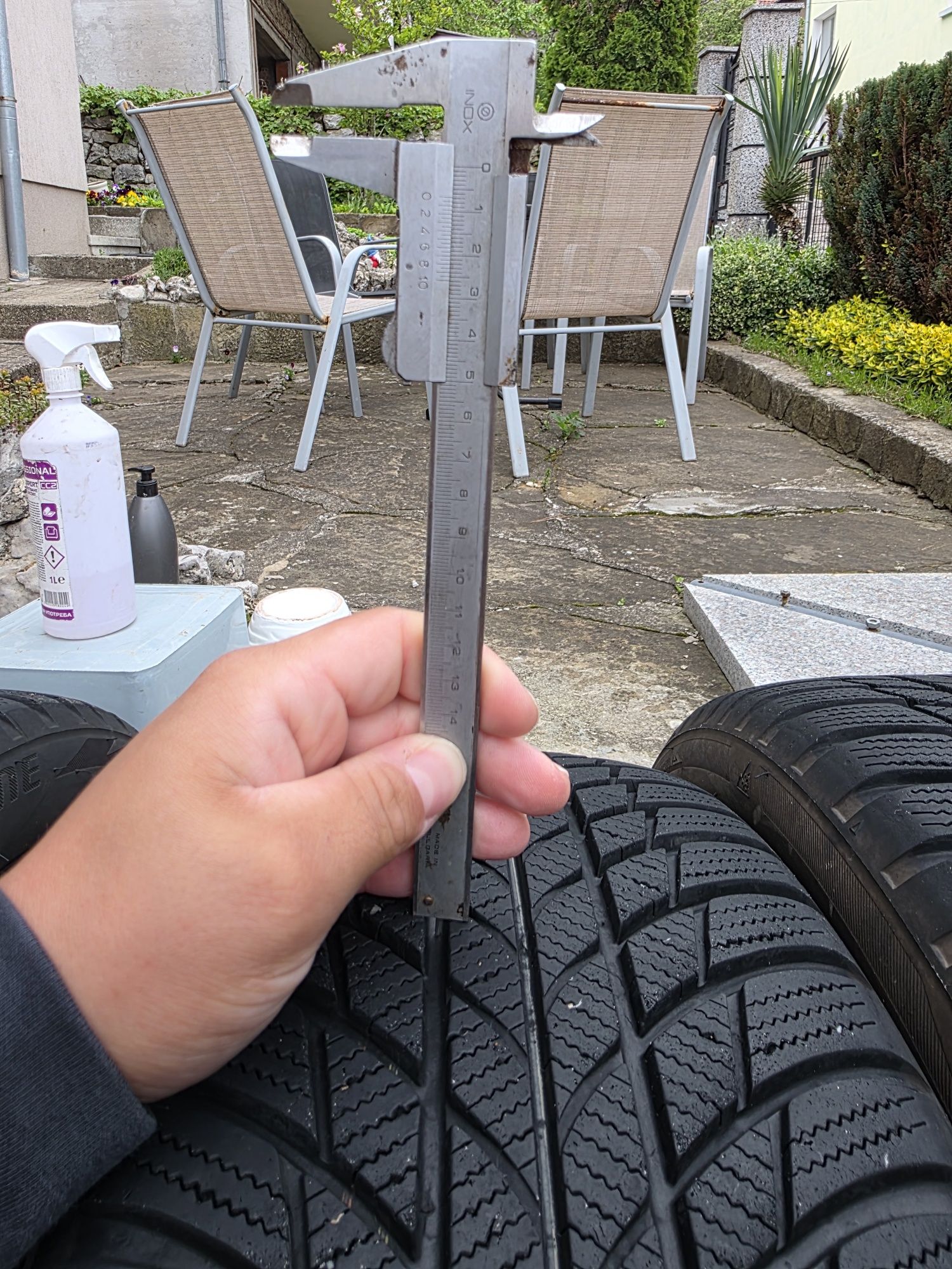 Зимни гуми 225 45 18 дот 20 Bridgestone