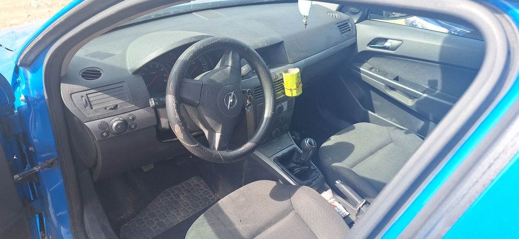Opel Astra H 1.6 на части