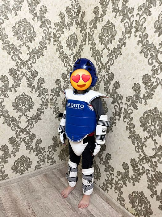 Срочно продам набор для тхэквандо