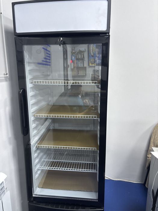 Продам холодиник ветриный в новом состоние с гарантией