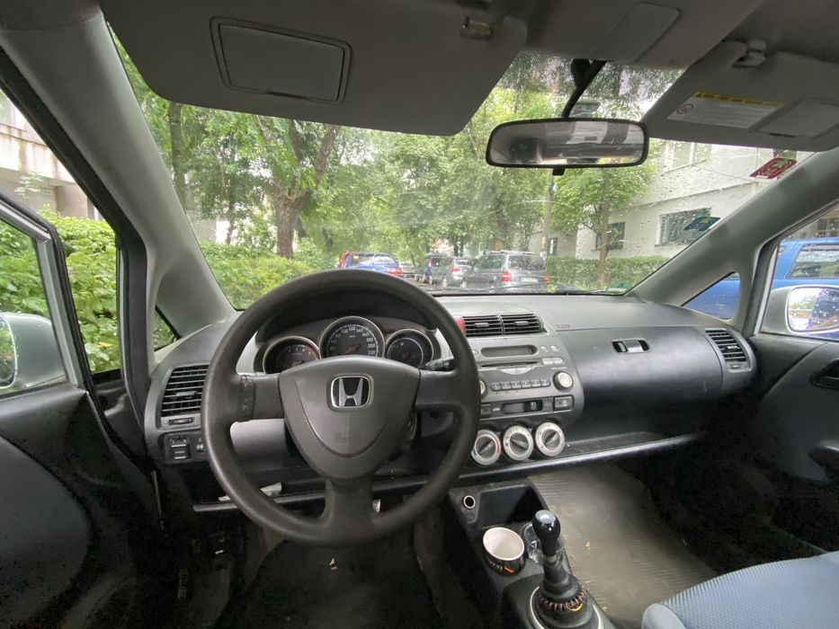 Honda Jazz 1246cm benzina,2006,ac,servo oras,magic seats..