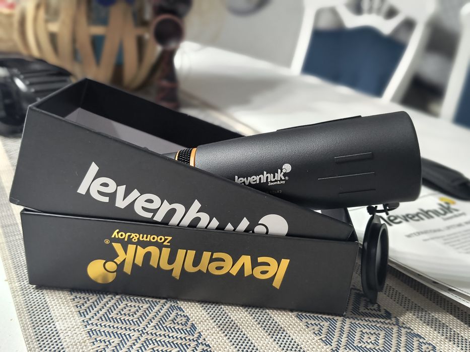 Ofertă Monoclu Levenhuk Wise Plus 10×42