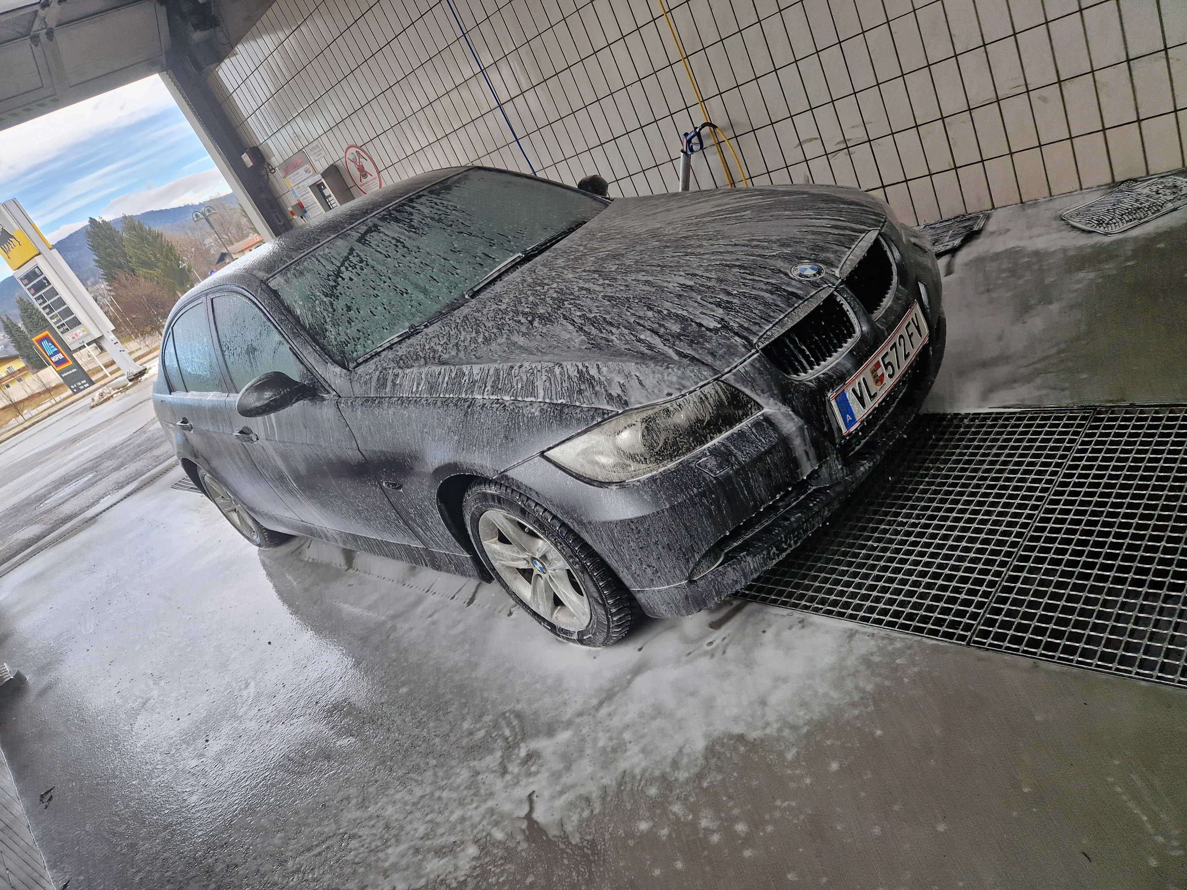 Vand bmw 318 anul 2007