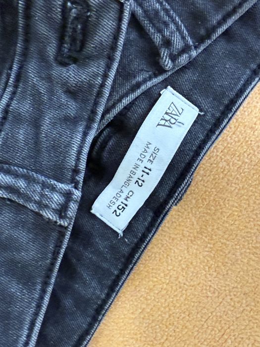 Детско дънки на ZARA