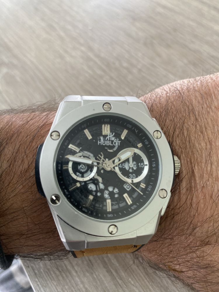 BREITLING 1883 хронограв HUBLOT Geveve
