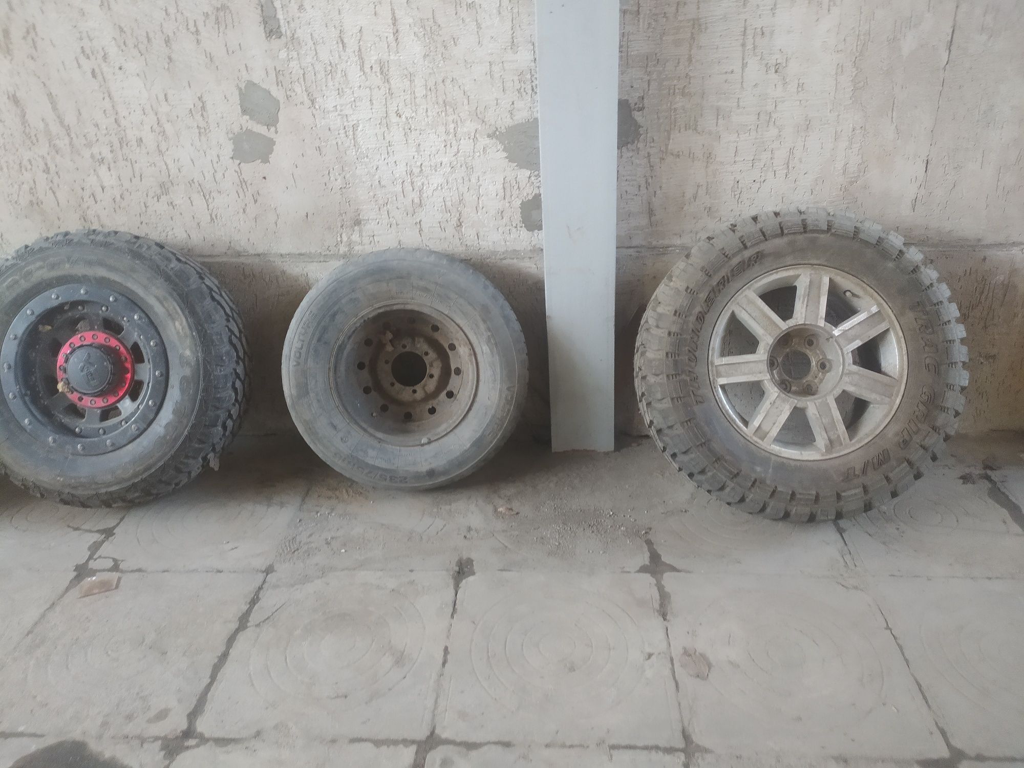 резина R16 R17, R18, R20 диски и запаски