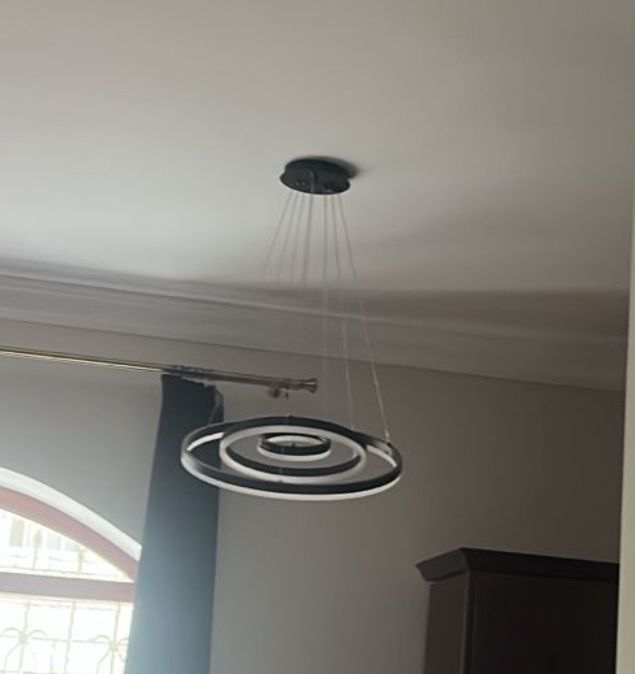 Люстра на запчасти 5000