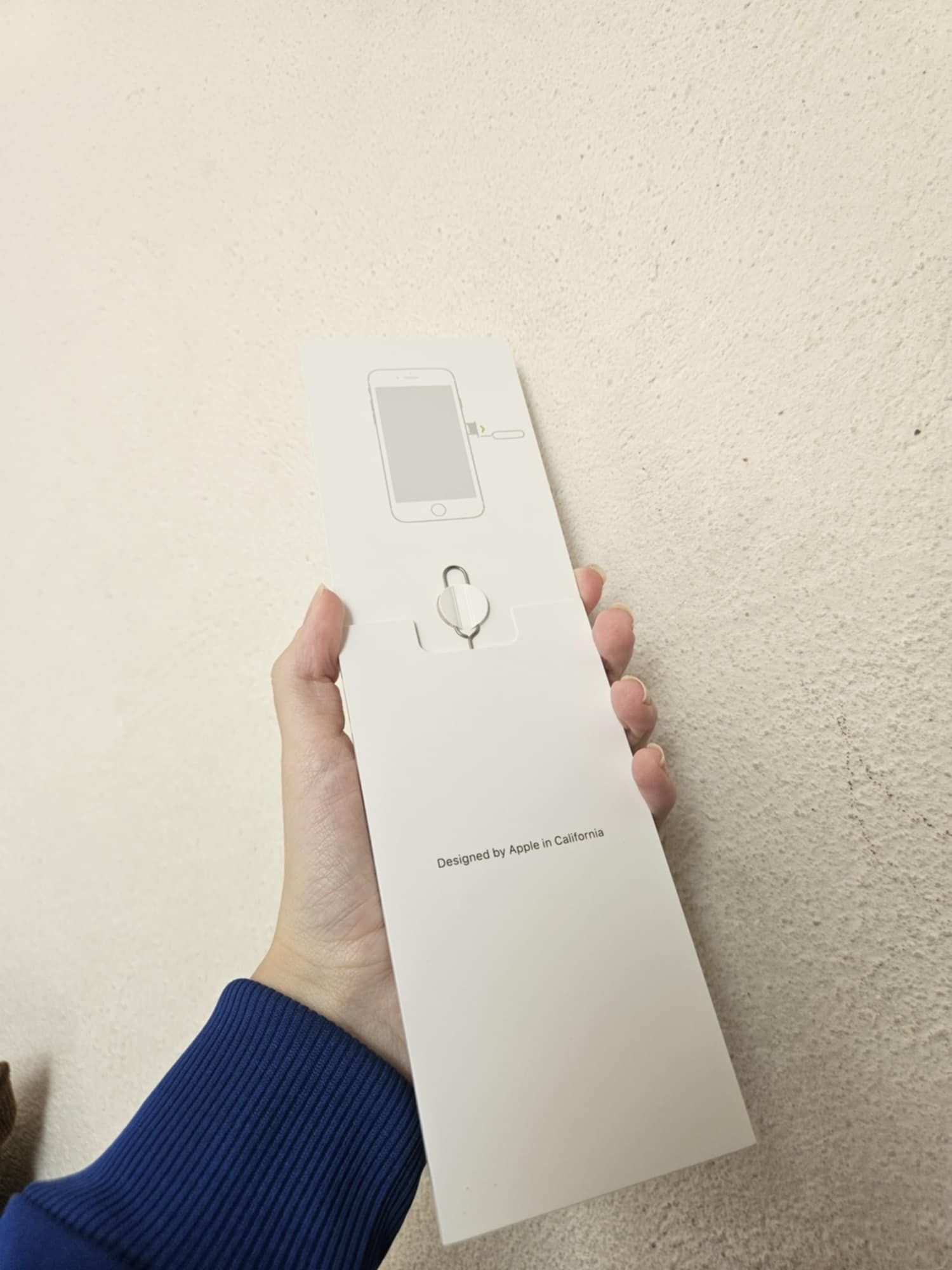 Iphone 8 64 GB + слушалки