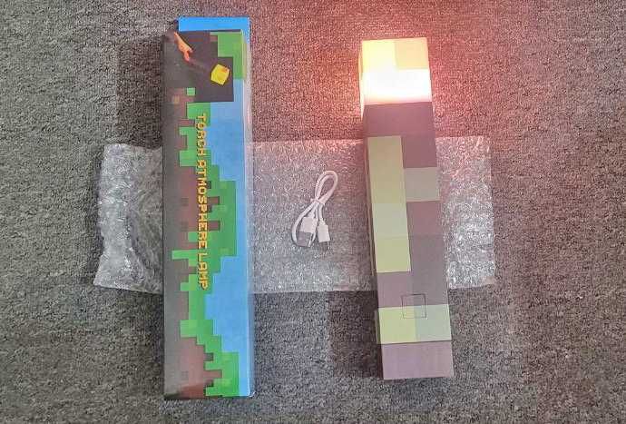 Mineсraft. Майнкрафт. 4-х цветный фонарь, светильник, факел