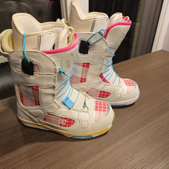 Boots Snowboard DC Siloh Nr.38.5 EU