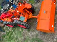 Tractoras Pasquali articulat 4x4 cu freza