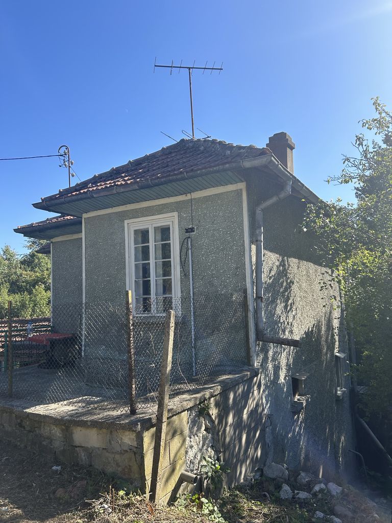 Продава се Къща в Габрово, Йовчевци - 80 кв.м за 383 €/кв.м - Снимка #1