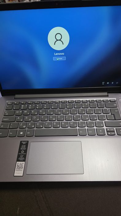 Лаптоп Lenovo IdeaPad 3 14ITL6