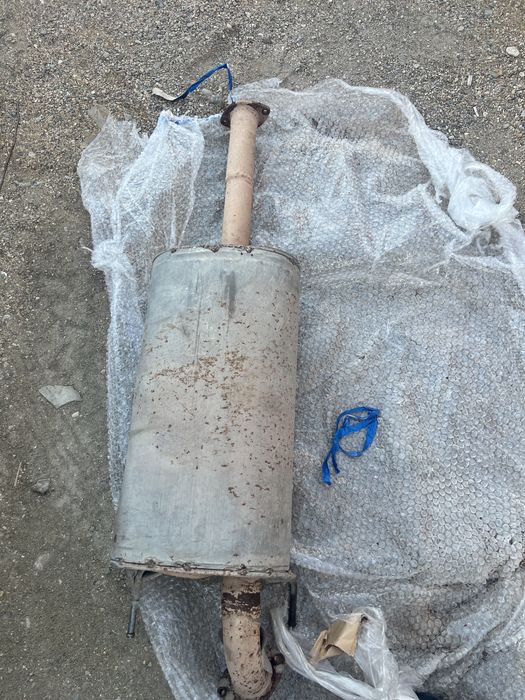 Глушитель резонатор